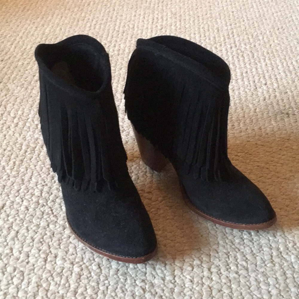 Frye Ilana fringe bootie